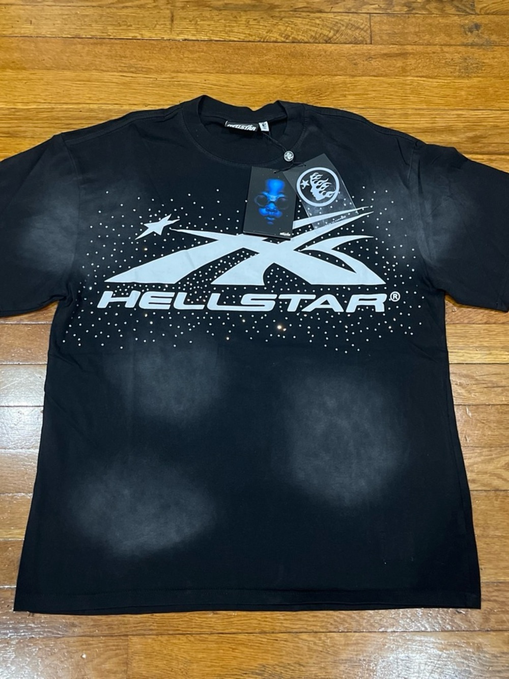 Hellstar Men's Black Logo Graphic Short Sleeve Tee - Metallic Print